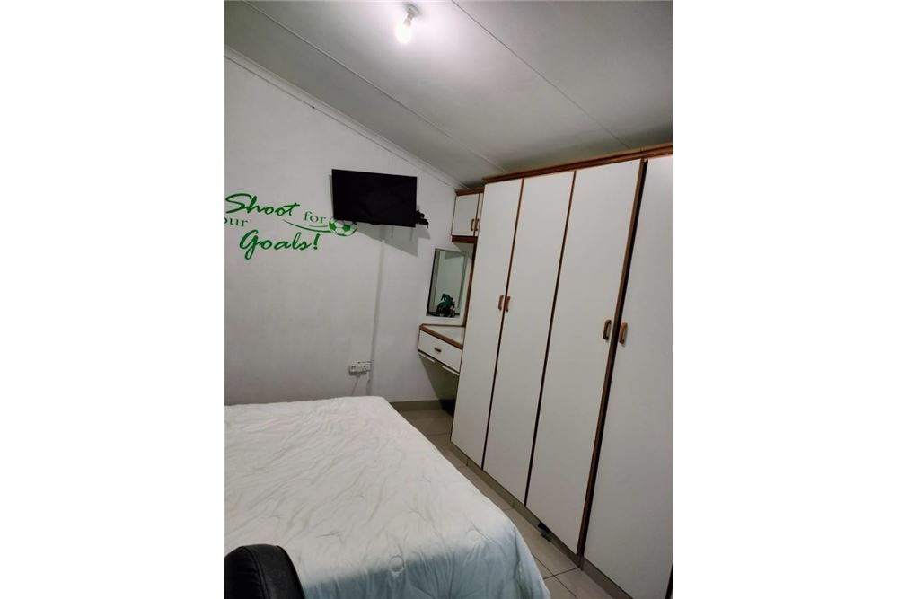 באזור מגורים - בית פרטי - Bombay Heights, KwaZulu Natal - South Africa - 21 - 1031436123-59