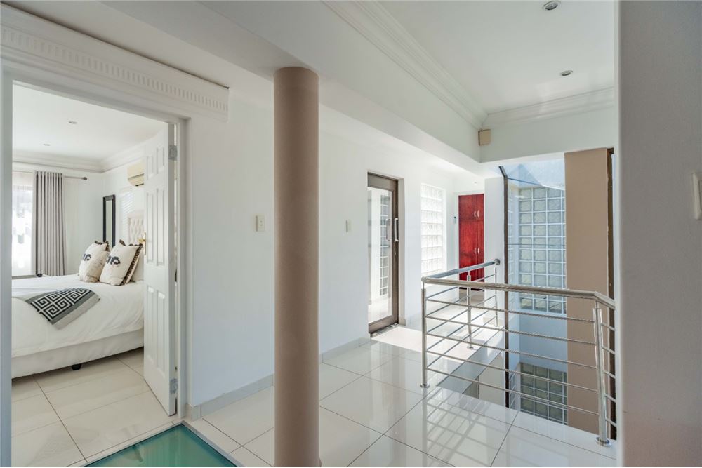 Residential - House - Umhlanga Rocks, KwaZulu Natal - South Africa - 39 - 1031465073-86