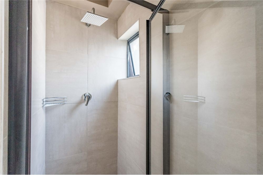 Gyvenamasis - Butas - Umhlanga Ridge, KwaZulu Natal - South Africa - 35 - 1031389006-956