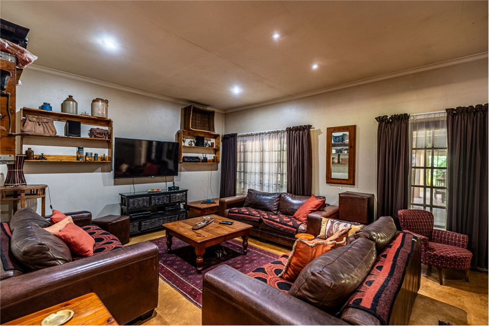 Wohnung - Boerderij - Bashewa AH, Gauteng - South Africa - 11 - 1031393113-13