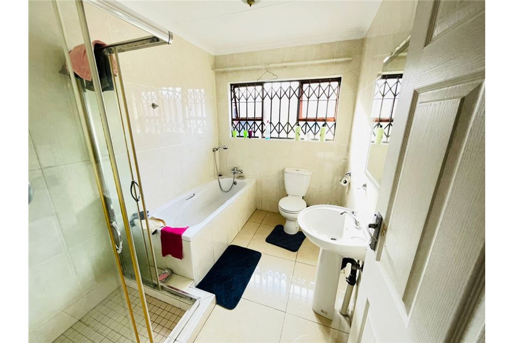 Residencial - Casa - Eersterust, Gauteng - South Africa - 18 - 1031414137-35