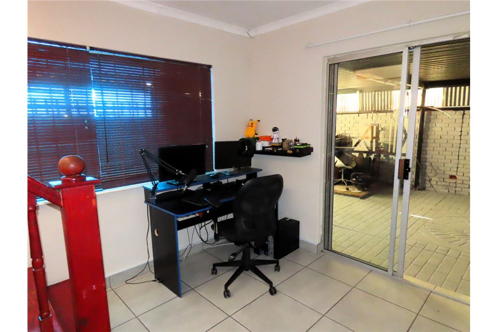 住宅 - 房子 - Eersterust, Gauteng - South Africa - 14 - 1031414016-163