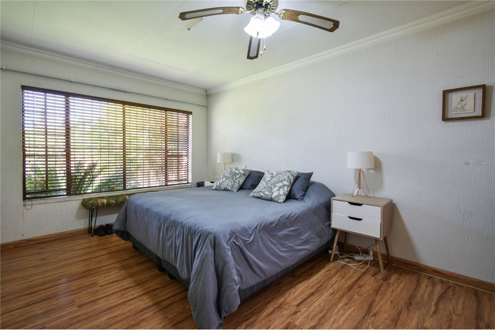 Residential - House - Waverley, Gauteng - South Africa - 28 - 1031414001-147