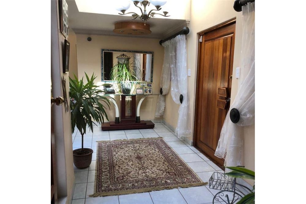 Residential - ਅਲੱਗ ਥਲੱਗ ਬਣਿਆ ਹੋਇਆ ਘਰ - Birdswood, KwaZulu Natal - South Africa - 4 - 1031416004-548