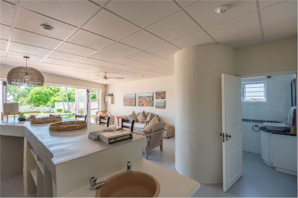 Residential - House - Umhlanga Rocks, KwaZulu Natal - South Africa - 13 - 1031465073-75