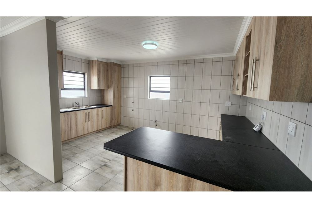 Residential House Velddrif Central, Western Cape South Africa 103142902755 , RE/MAX