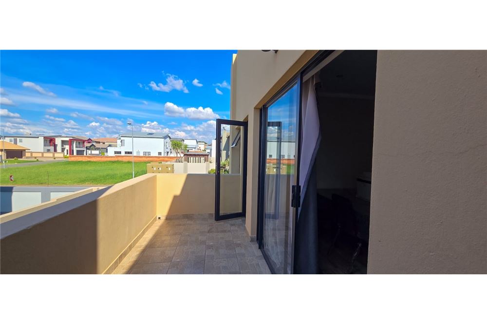 Residencial - Casa - Zambezi Manor Lifestyle Estate, Gauteng - South Africa - 19 - 1031414140-32