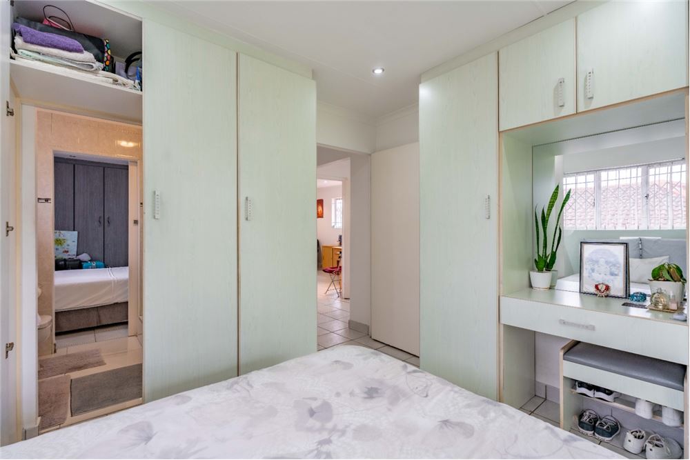 Residential - ਅਲੱਗ ਥਲੱਗ ਬਣਿਆ ਹੋਇਆ ਘਰ - Woodview, KwaZulu Natal - South Africa - 27 - 1031465033-74