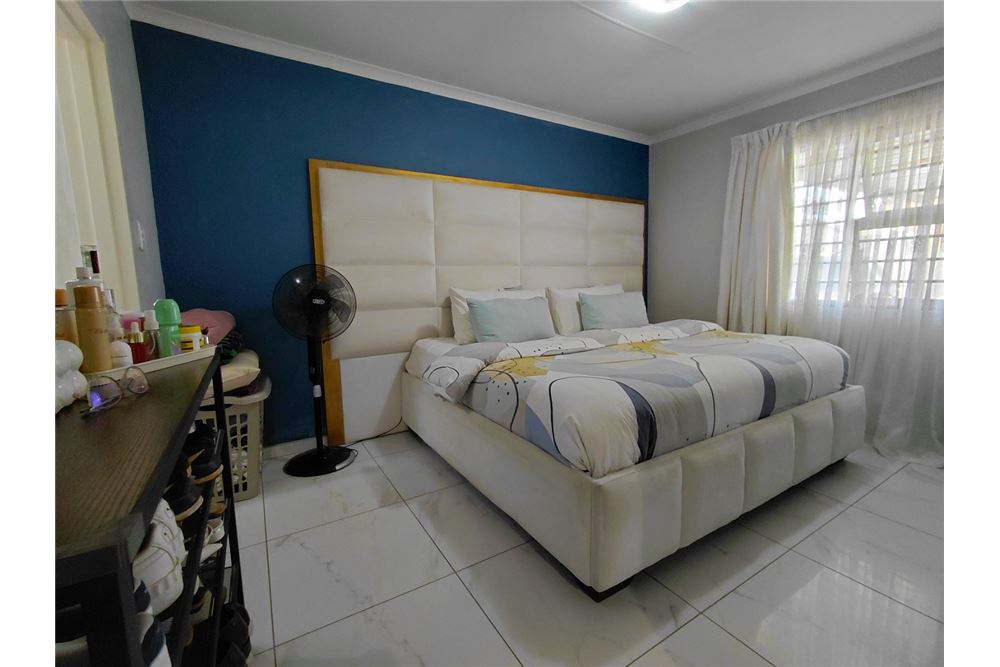Residential - Hus - Delmore Park, Gauteng - South Africa - 20 - 1031422074-69
