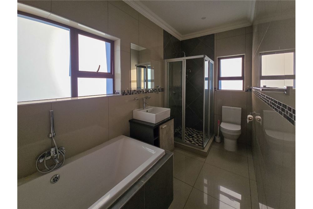 Residential - House - Zambezi Manor Lifestyle Estate, Gauteng - South Africa - 26 - 1031414140-48