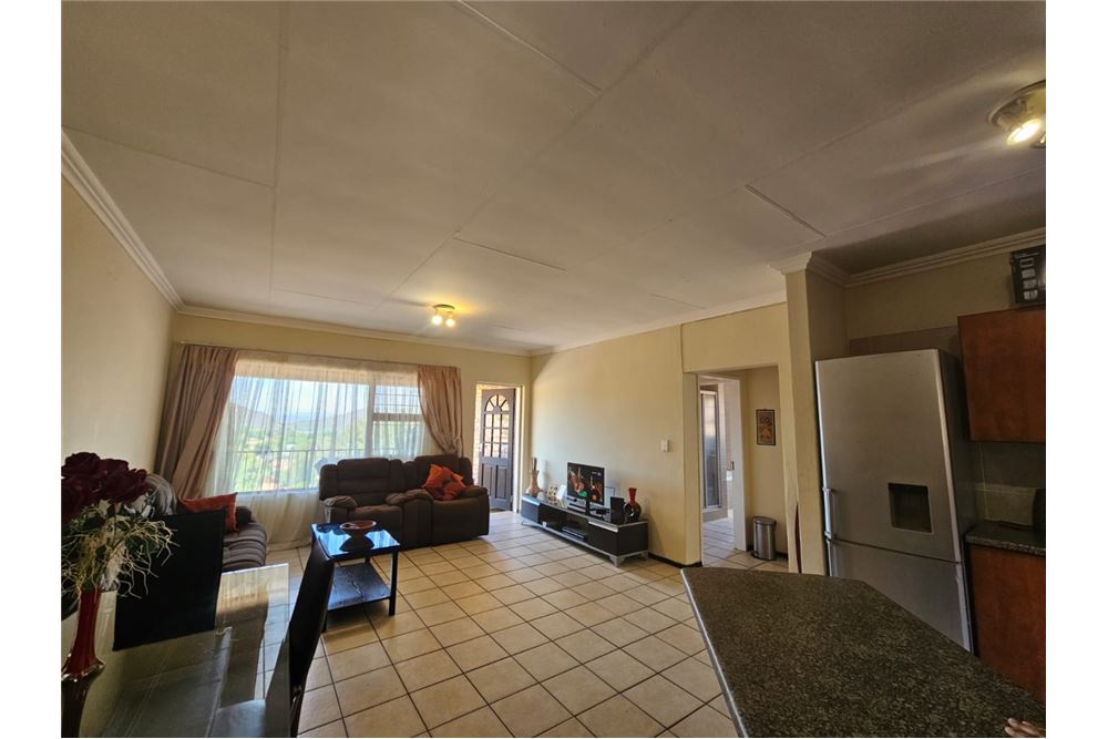 Residential Condo/Apartment Winchester Hills, Gauteng South
