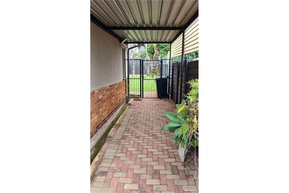 Résidentiel - Maison - Pretoria Gardens, Gauteng - South Africa - 60 - 1031414116-114