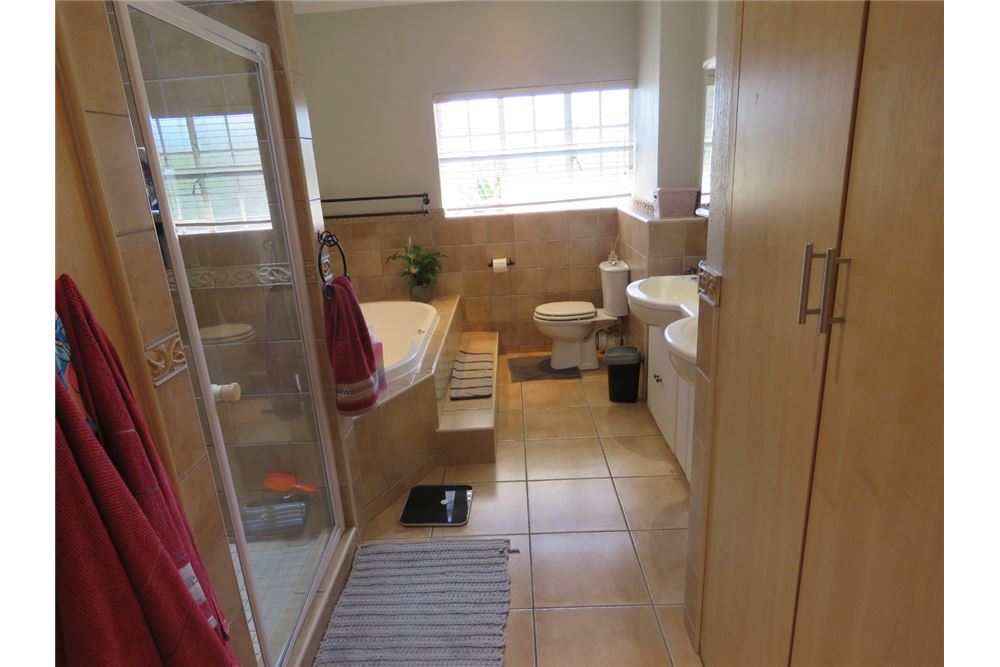 Residencial - Casa - Pretoriuspark, Gauteng - South Africa - 19 - 1031414013-127