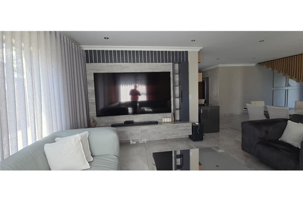 Residencial - Casa - Zambezi Manor Lifestyle Estate, Gauteng - South Africa - 10 - 1031414140-35