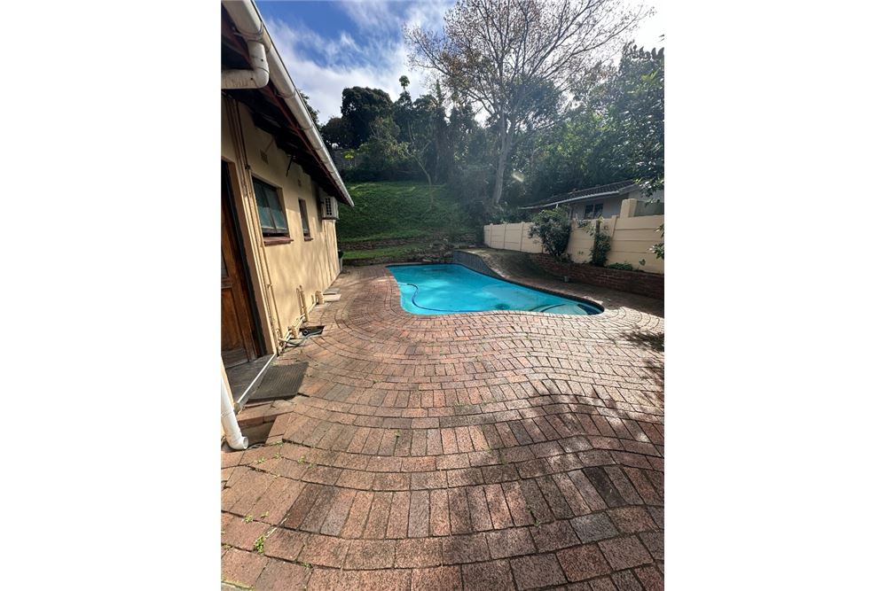 Residential - House - Glen Anil, KwaZulu Natal - South Africa - 28 - 1031465056-202