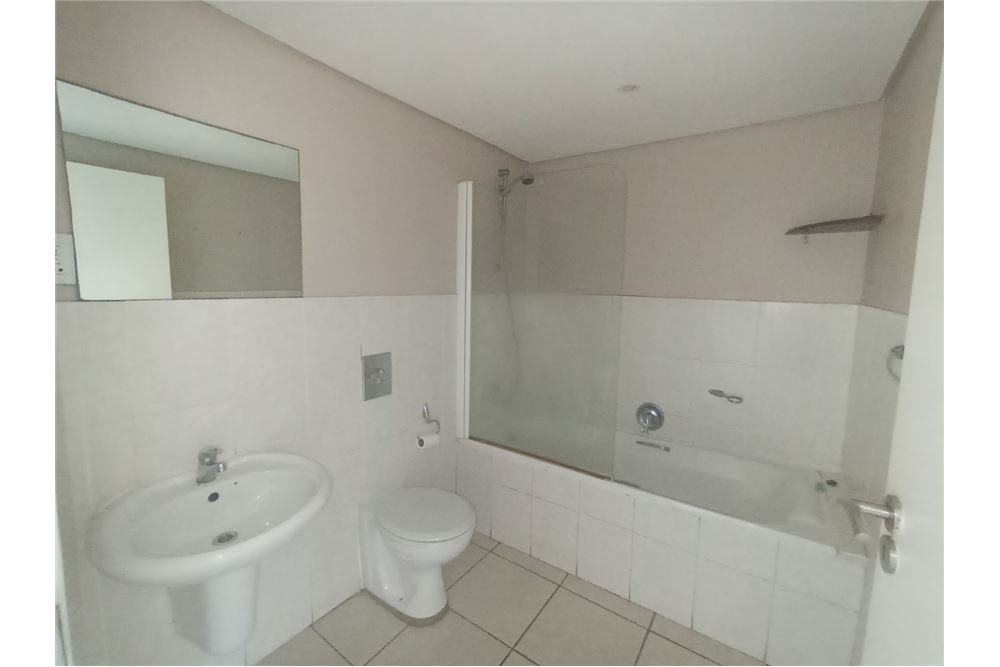 Residential - Stanovanje - Morningside, KwaZulu Natal - South Africa - 22 - 1031388085-18