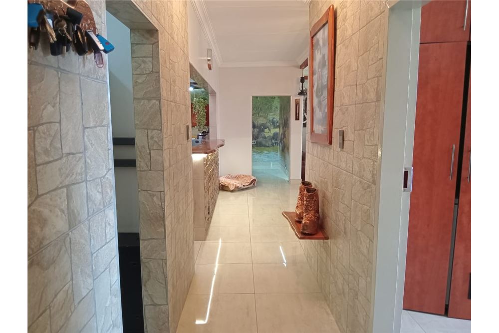 Residencial - Casa - Sinoville, Gauteng - South Africa - 10 - 1031414158-6