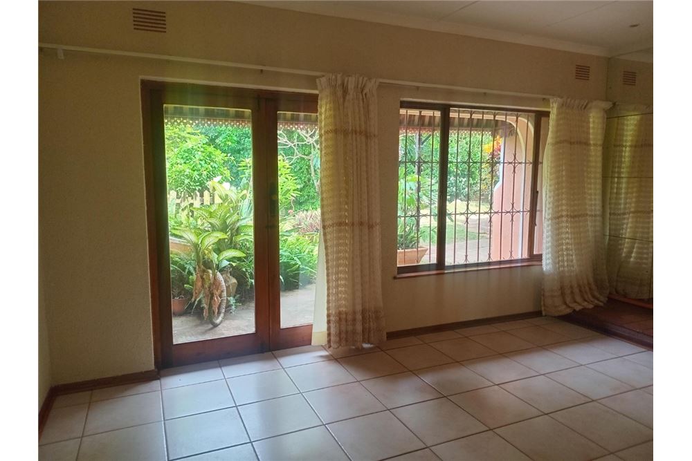 Residential - House - Umhlanga Rocks, KwaZulu Natal - South Africa - 8 - 1031465016-297