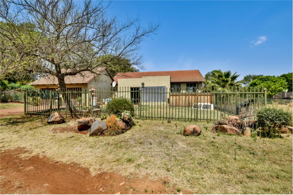 Residencial - Granja - Kameeldrift East, Gauteng - South Africa - 3 - 1031414001-140