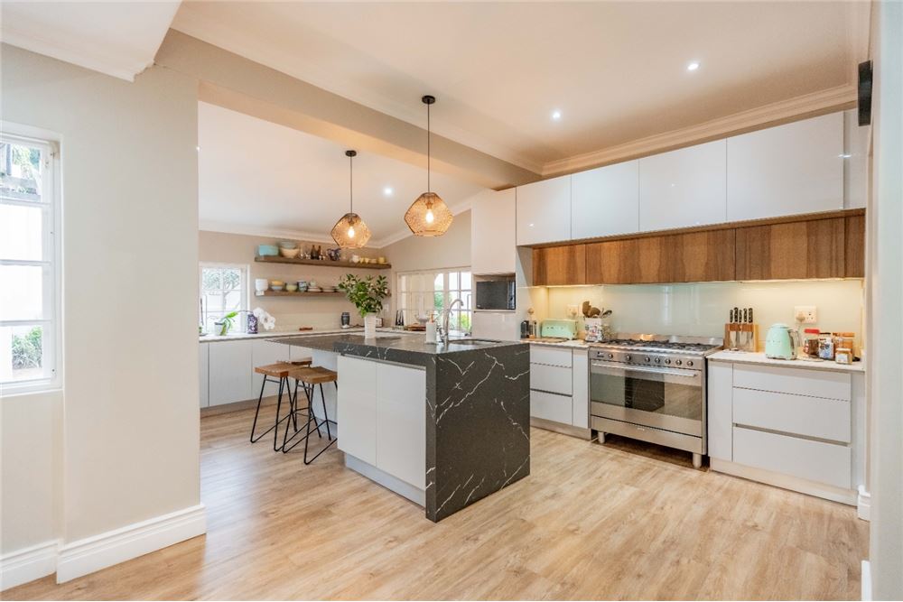 Residential - House - Durban North, KwaZulu Natal - South Africa - 19 - 1031465022-874