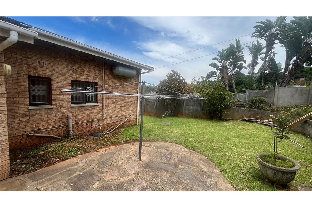 Residential - House - Glen hills, KwaZulu Natal - South Africa - 37 - 1031465129-26