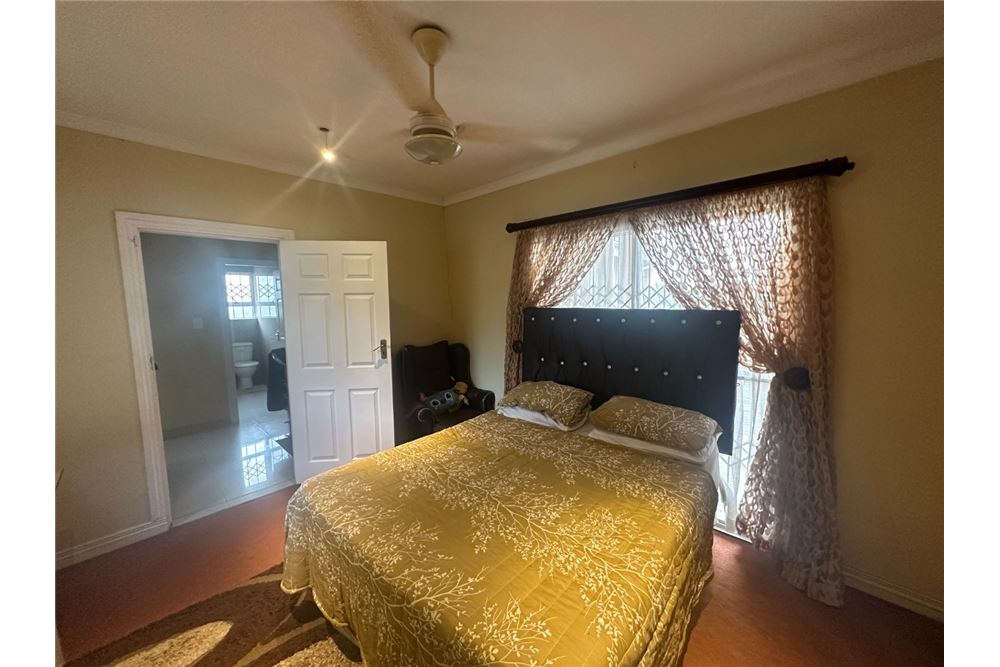 Residential - House - Somerset Park, KwaZulu Natal - South Africa - 34 - 1031465047-199