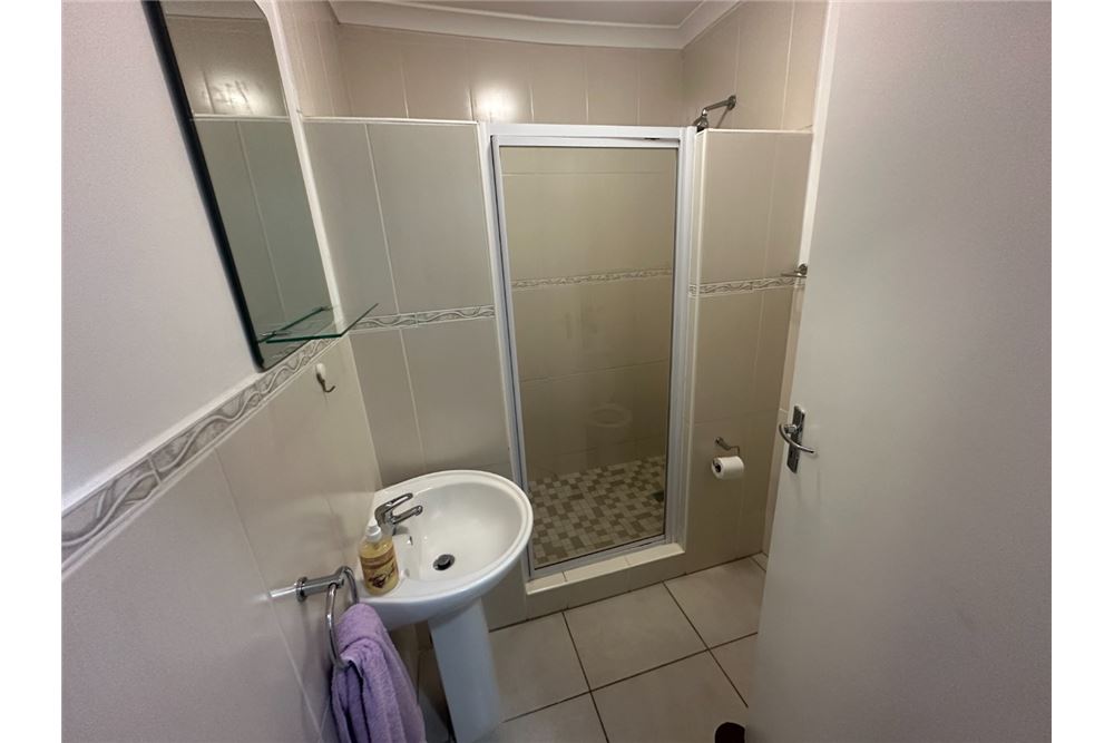 Residential - Stanovanje - Athlone, KwaZulu Natal - South Africa - 8 - 1031388001-158