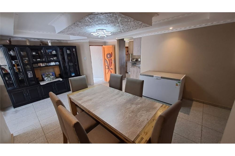 Residenziale - Casa - Danville, Gauteng - South Africa - 7 - 1031414126-28