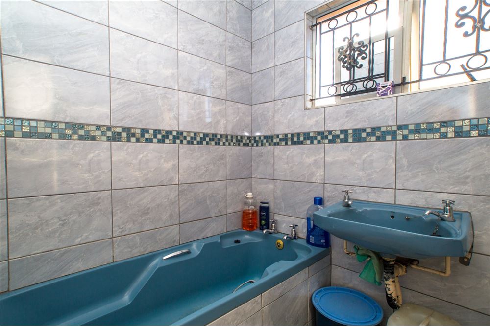 Residential - House - Southgate, KwaZulu Natal - South Africa - 23 - 1031465057-113