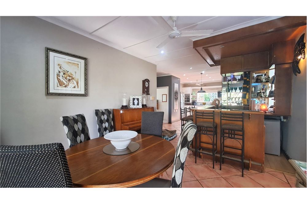 Residencial - Casa - St Michaels On Sea, KwaZulu Natal - South Africa - 14 - 1031394053-221