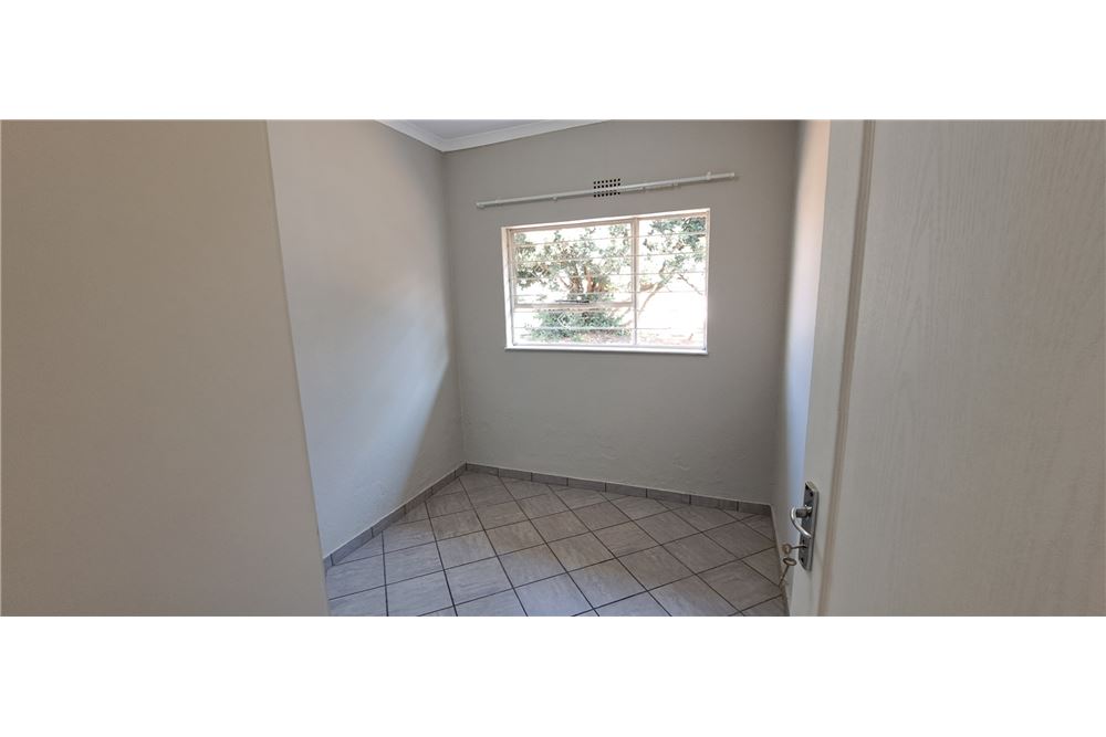 住宅 - 联排别墅 - Mayfield Park, Gauteng - South Africa - 5 - 1031005001-71