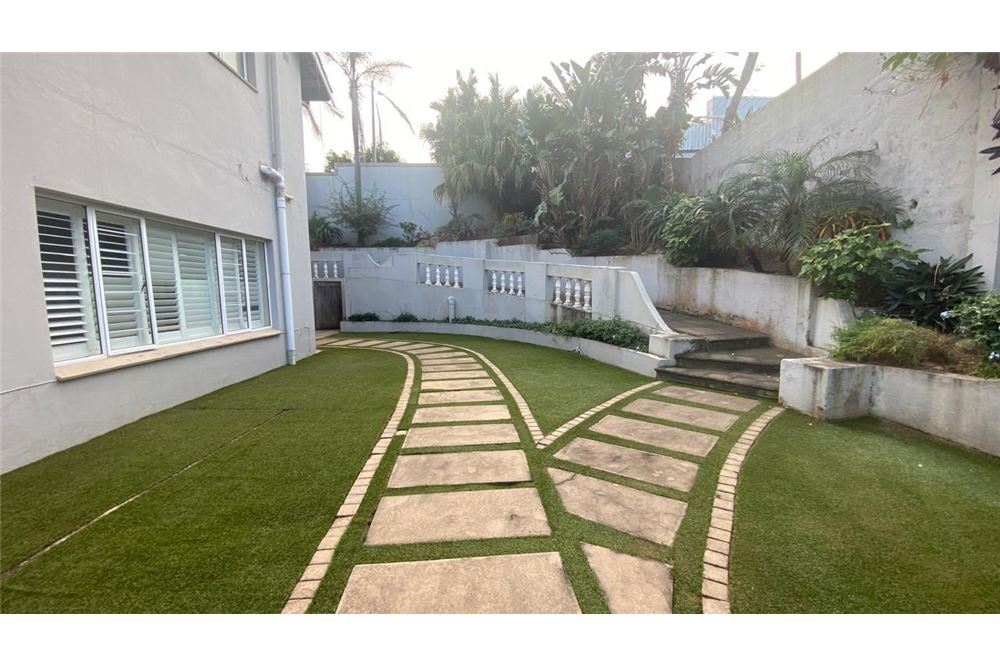 Residential - House - Umhlanga Rocks, KwaZulu Natal - South Africa - 11 - 1031465129-21