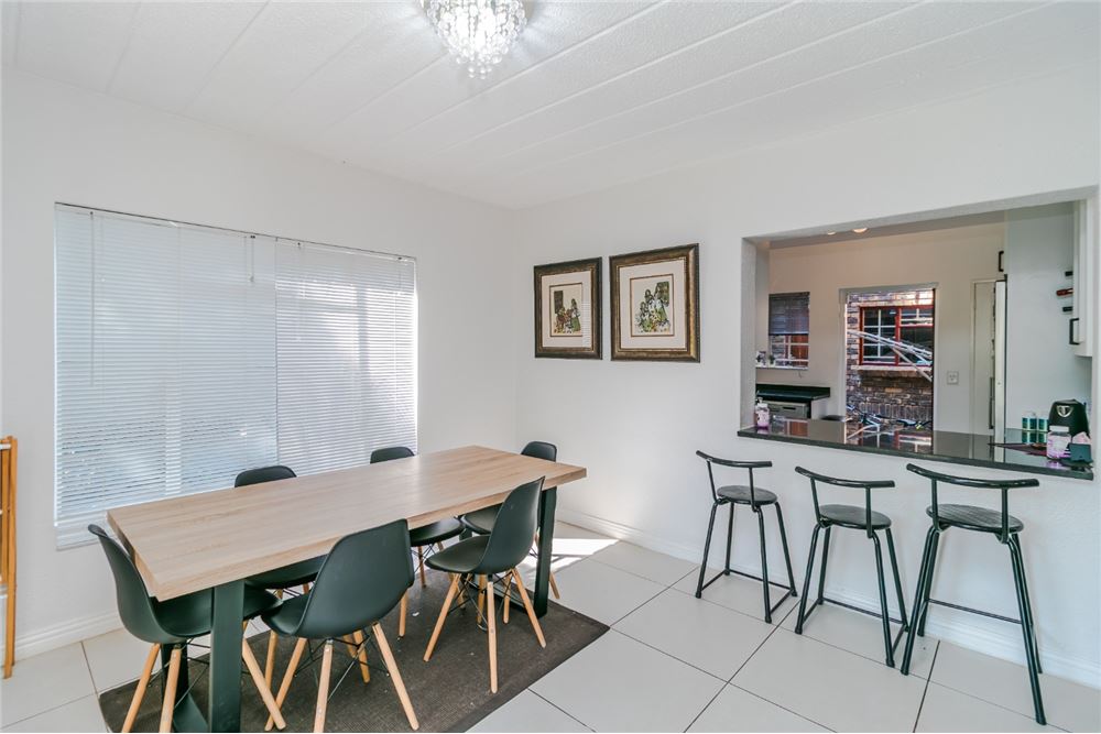 Residential - Rumah Bandar - Boskruin, Gauteng - South Africa - 9 - 1031444163-40