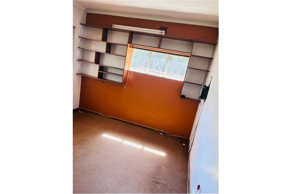 Residencial - Casa - Lynnwood, Gauteng - South Africa - 34 - 1031414137-16