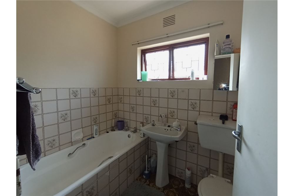 Residential - ਟਾਉਨ ਹਾਉਸ - Umgeni Park, KwaZulu Natal - South Africa - 24 - 1031388085-30