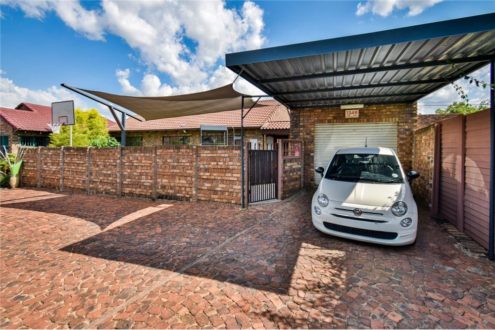 Residential - House - Waverley, Gauteng - South Africa - 2 - 1031414001-147