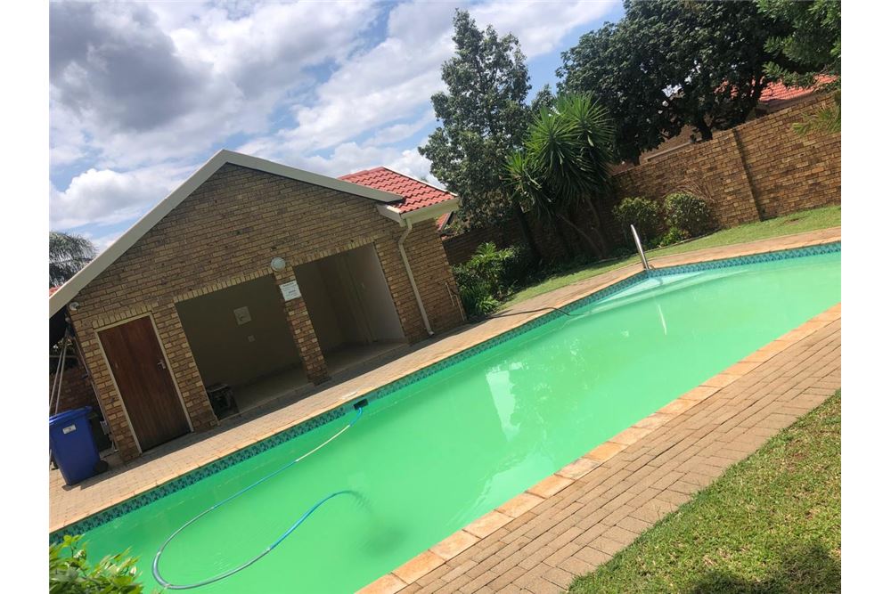 Residencial - Adosado - Montana, Gauteng - South Africa - 35 - 1031414050-120