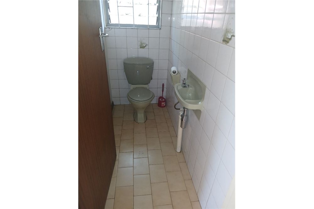 Residential - House - Karenpark, Gauteng - South Africa - 19 - 1031414088-127