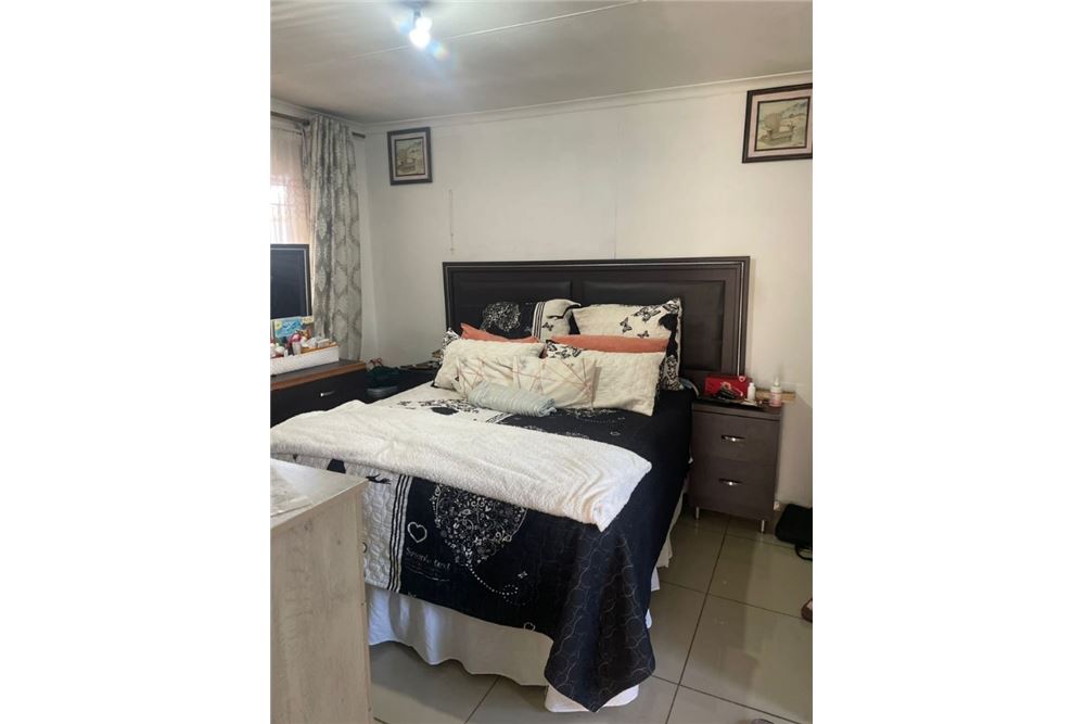 Residenziale - Casa - Soshanguve XX, Gauteng - South Africa - 12 - 1031414015-768