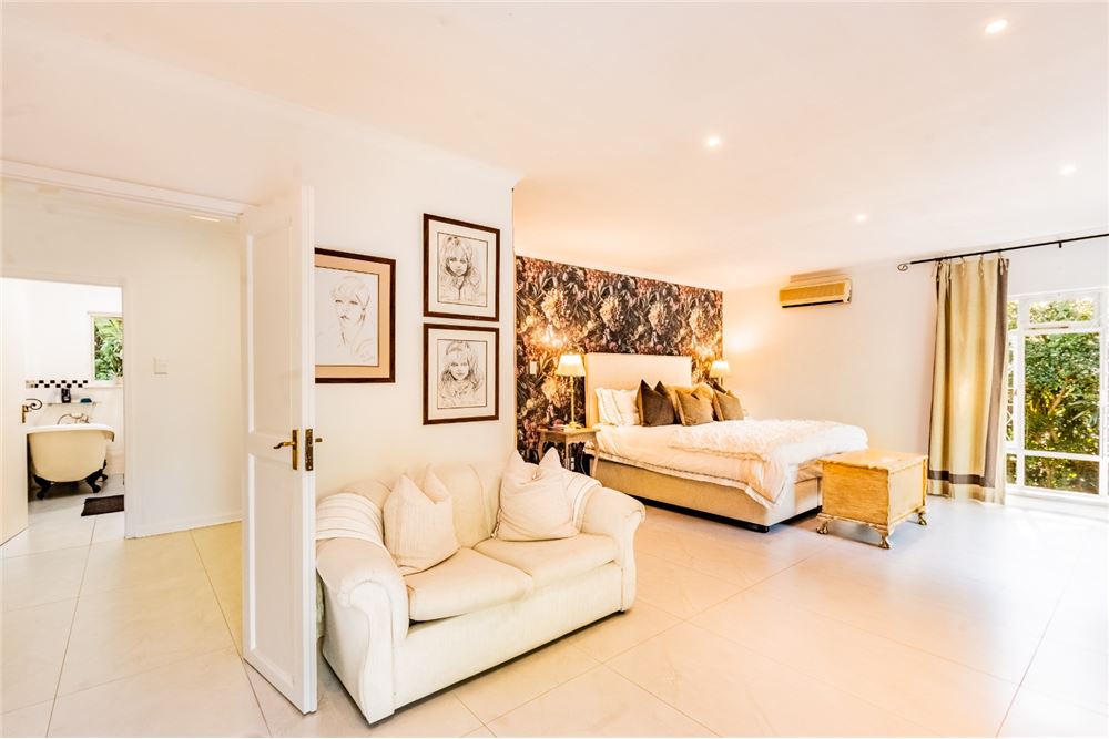 Residential - House - Westville Central, KwaZulu Natal - South Africa - 13 - 1031465101-131