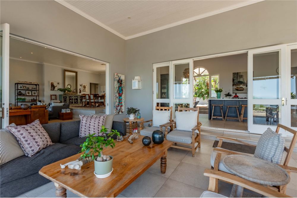 Residential - House - Umhlanga Rocks, KwaZulu Natal - South Africa - 17 - 1031465036-154