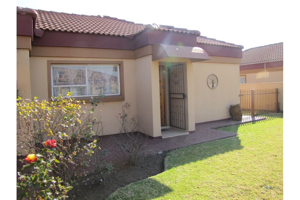 Wohnung - Haus - Vanderbijlpark CE 2, Gauteng - South Africa - 4 - 1031010012-78