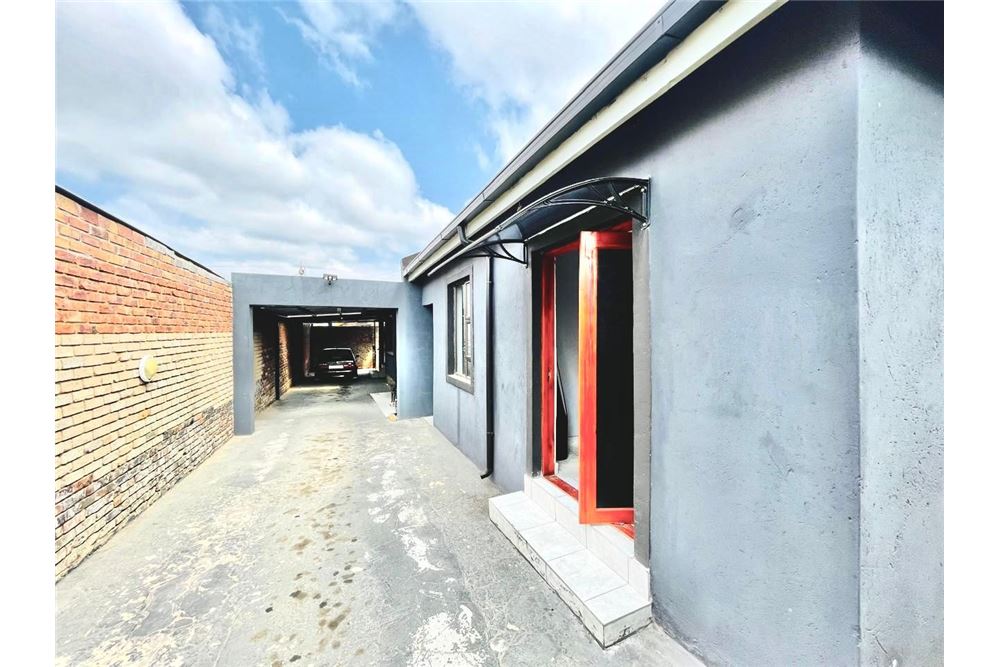 Residencial - Casa - Eersterust, Gauteng - South Africa - 31 - 1031414137-42