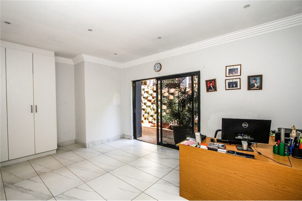 Dzīvojamais - Savrupmāja - La Lucia, KwaZulu Natal - South Africa - 16 - 1031465071-64