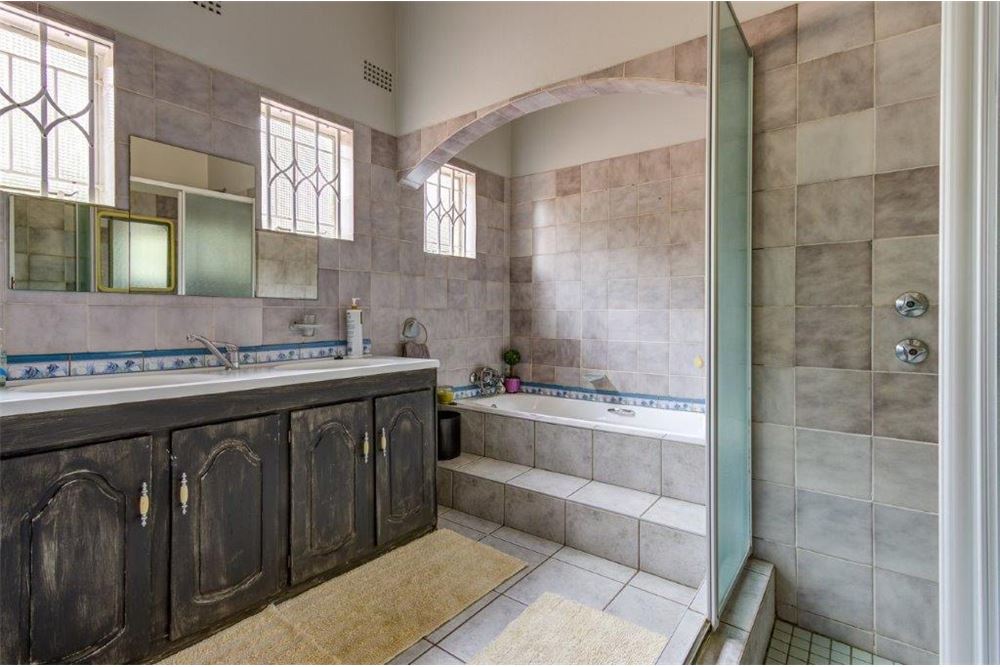 Residential - Отдельно стоящий дом - Terenure, Gauteng - South Africa - 31 - 1031439312-11