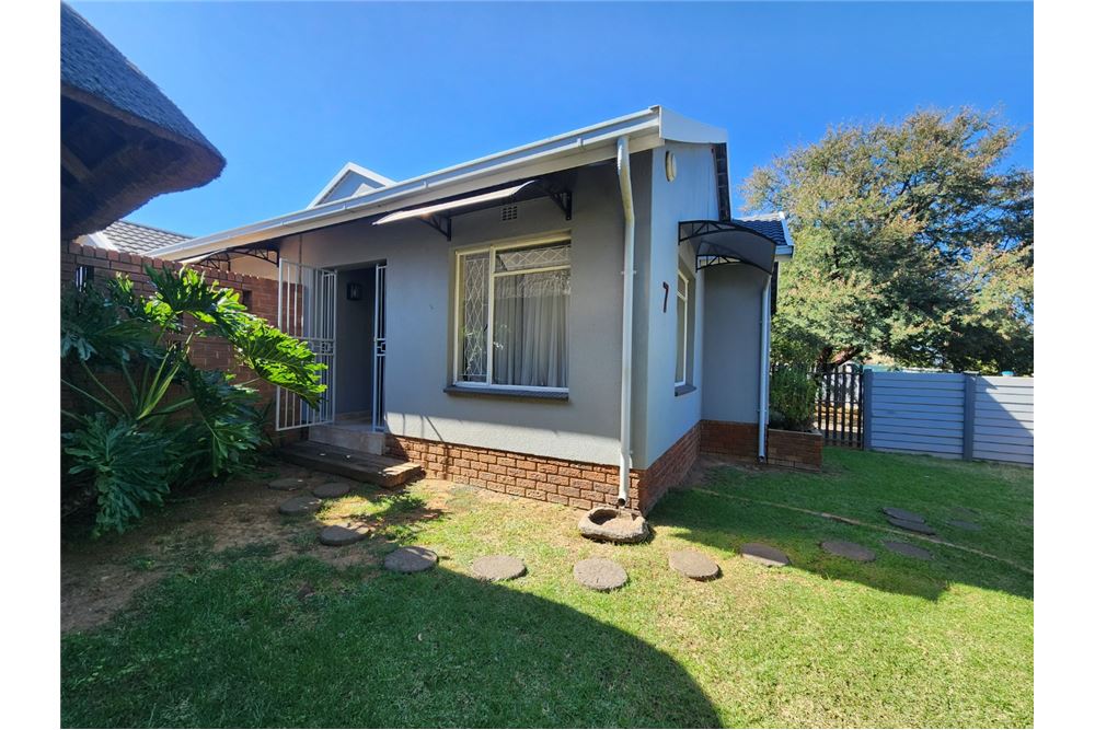 Residential House Brackendowns, Gauteng South Africa 1031421022