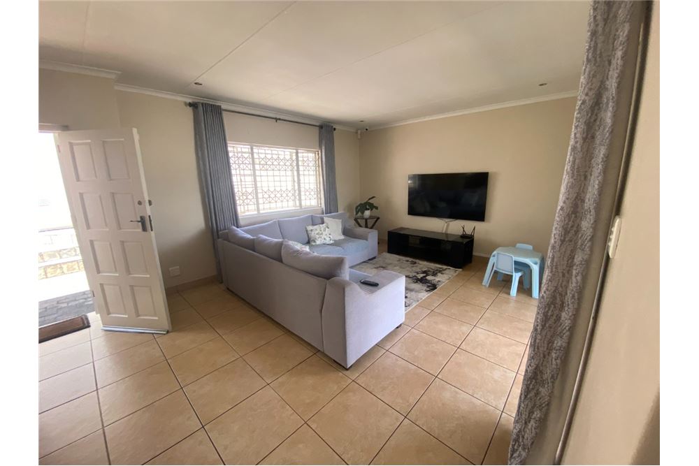 Residential - House - Somerset Park, KwaZulu Natal - South Africa - 7 - 1031465093-24