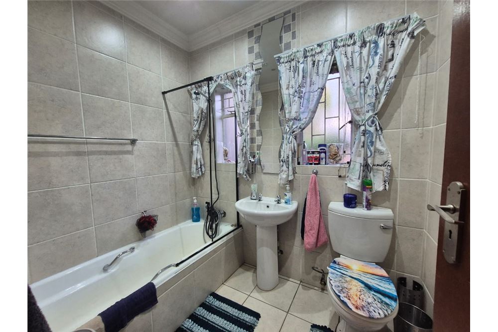 Rezidencijalno - Kuća  - Culemborg Park, Gauteng - South Africa - 9 - 1031444172-30