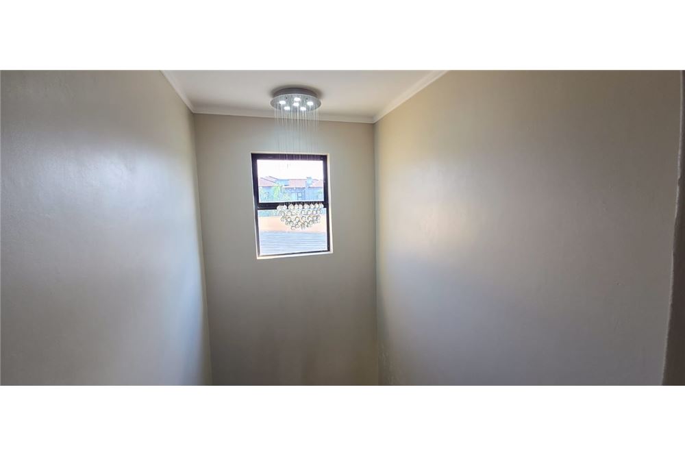 Residencial - Casa - Zambezi Manor Lifestyle Estate, Gauteng - South Africa - 9 - 1031414140-32