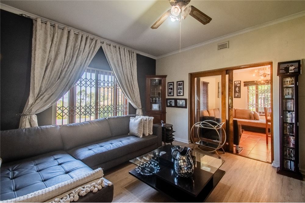 Residential - House - Cowies Hill, KwaZulu Natal - South Africa - 18 - 1031465101-149